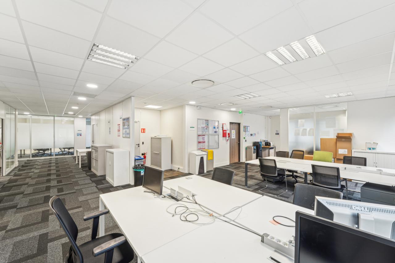 Bureau Saint-Ouen 2032m² Location bureau Saint-Ouen Seine-Saint-Denis OLBUR2528974 1